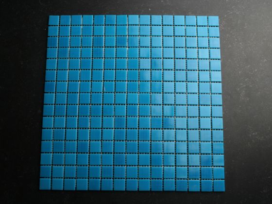 Glasmosaik blau 2 x 2 cm.