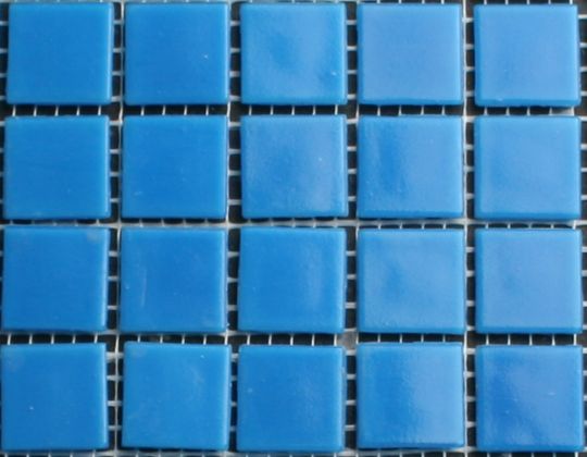 Glasmosaik blau + 2 x 2 cm Steine