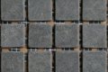 25x25 mm getrommeld basalt mozaiek