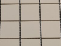 modernes Mosaik 5 x 5 cm off-white